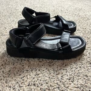 Vince Womens Black Platform Sandals Size 7.5 Strappy Carver Sport
